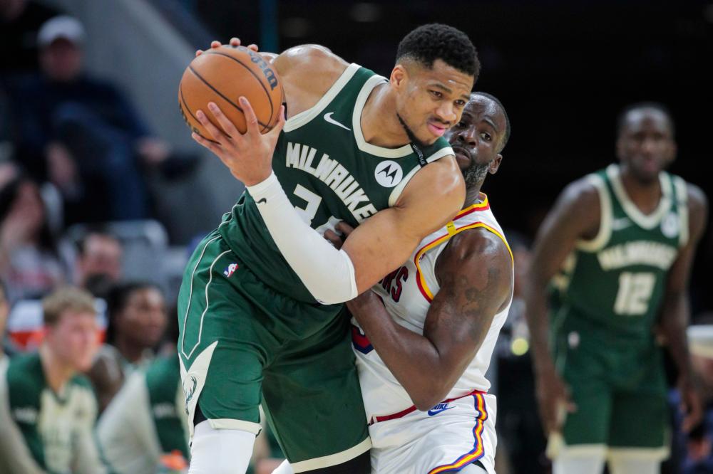 中后场球员 中后场球员